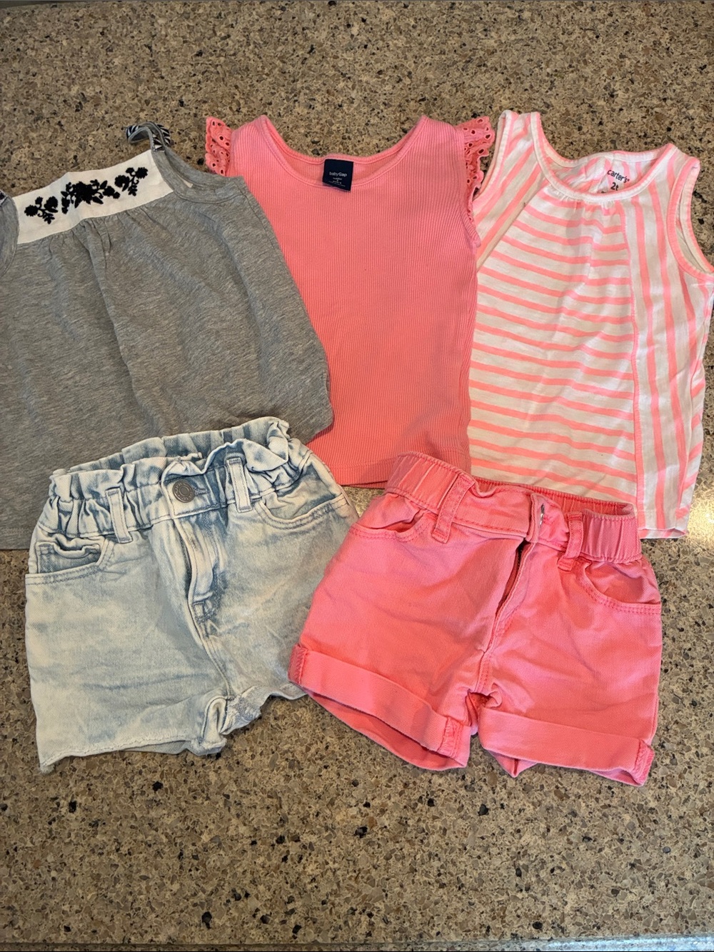Girls 2T Gap Lot